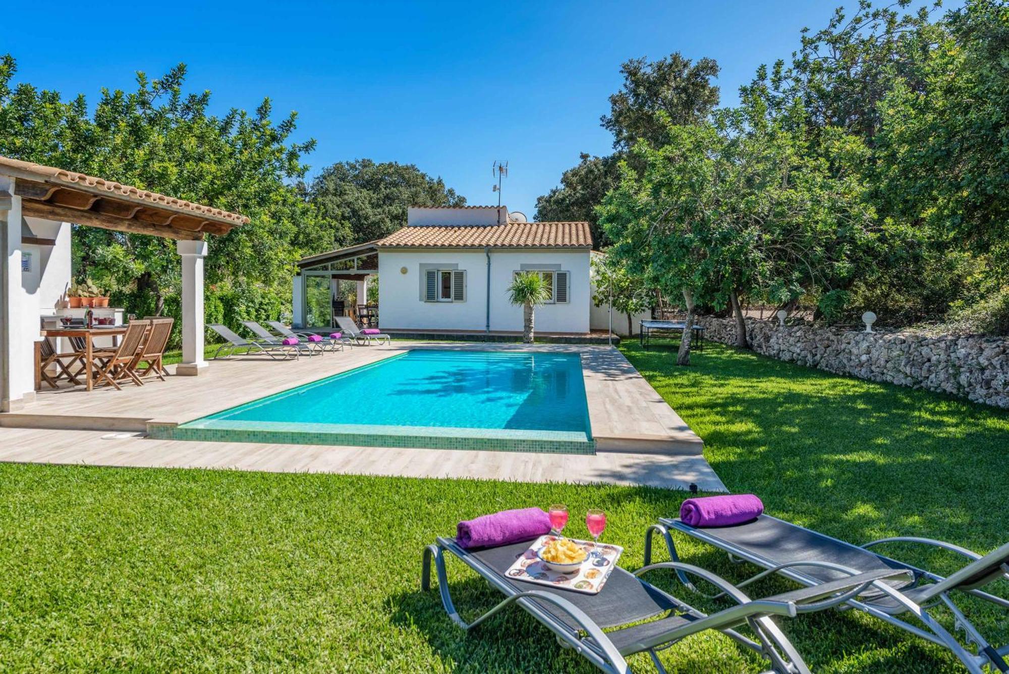 Villa Cama Rotja